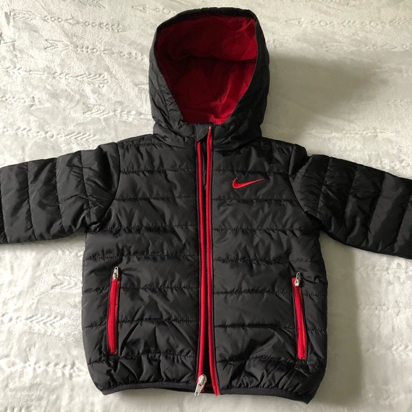 coupe standard nike jacket